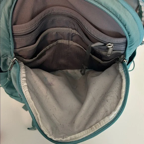 The North Face Borealis Backpack - Picture 10 of 12